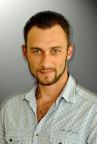 Сергій Басай провідний майстер сцени