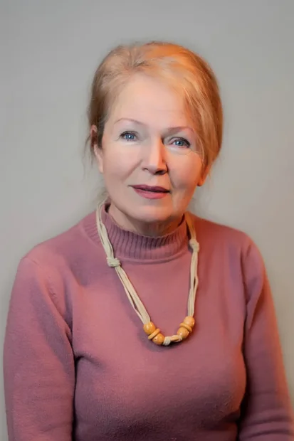 Лариса Зеленова