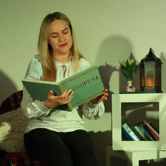 Моновиставу «Нескорена» показали в межах благодійного проєкту