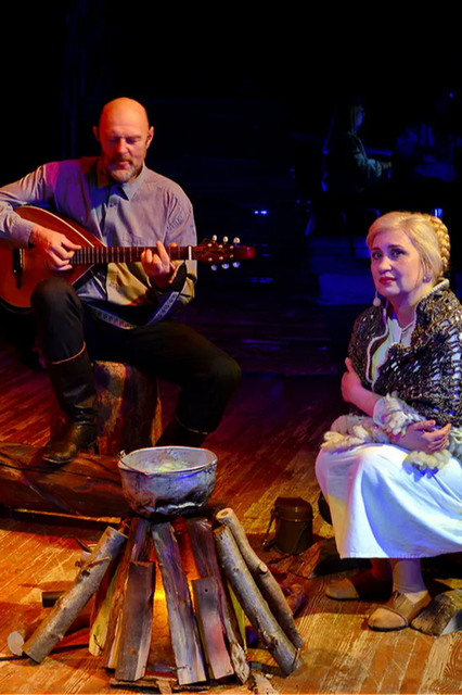 При ватрі (Пісні України вкрадені росією. Повертаємо своє)